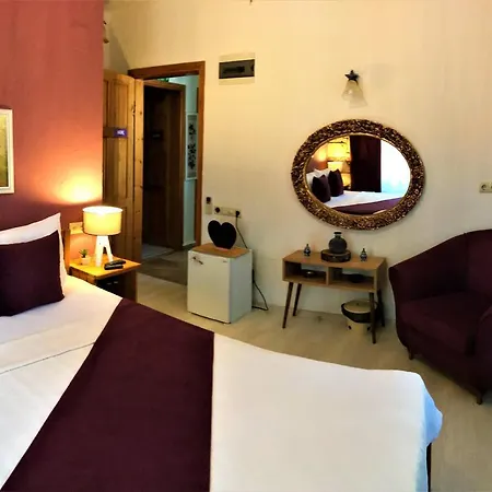 Adres Otel 2*