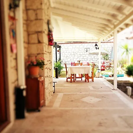 Adres Hotel 2*