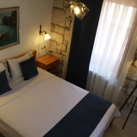 Hotel Adres