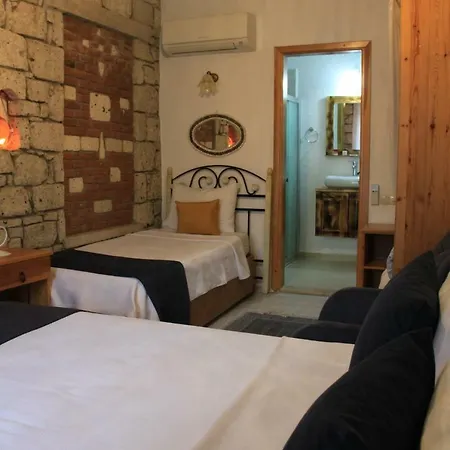Hotel Adres 2*
